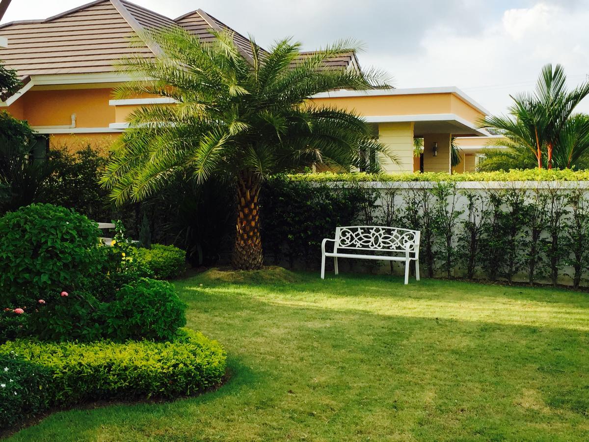 Ban Sumalai Hotel Rayong Kültér fotó