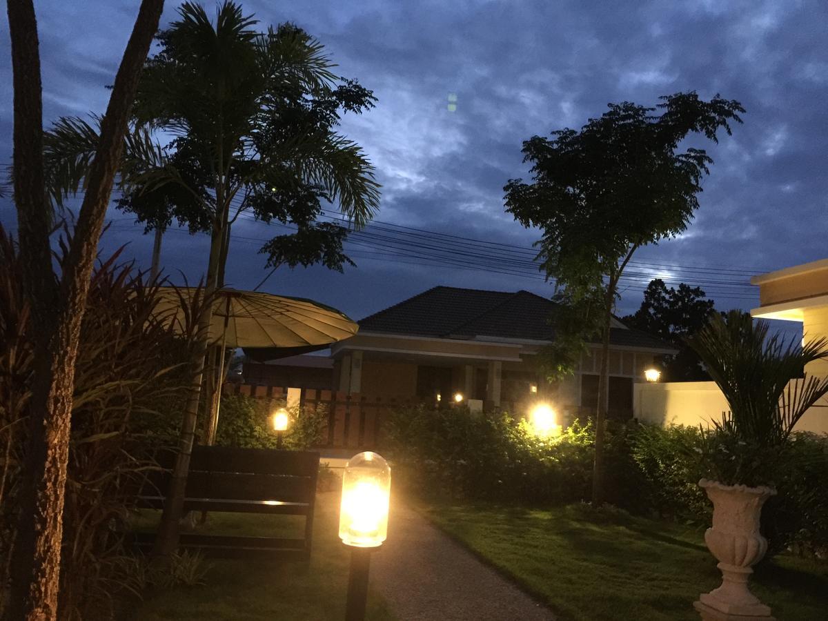 Ban Sumalai Hotel Rayong Kültér fotó