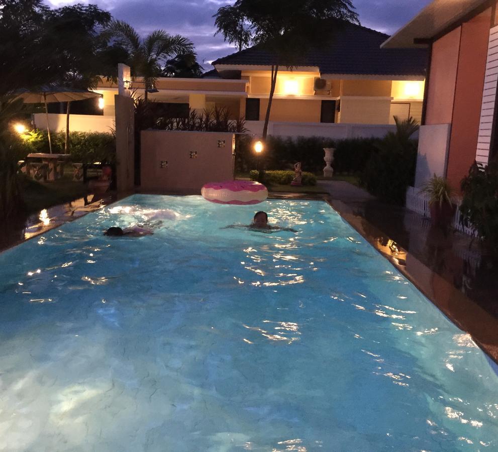 Ban Sumalai Hotel Rayong Kültér fotó