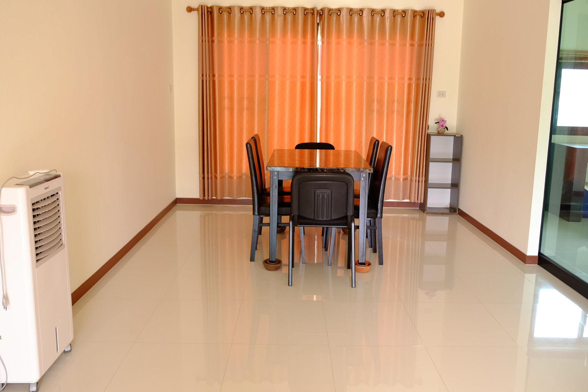 Ban Sumalai Hotel Rayong Kültér fotó