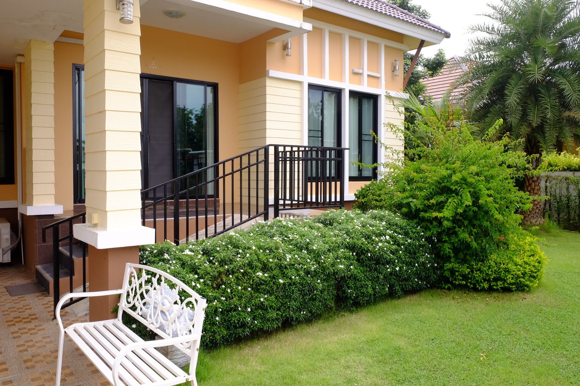 Ban Sumalai Hotel Rayong Kültér fotó